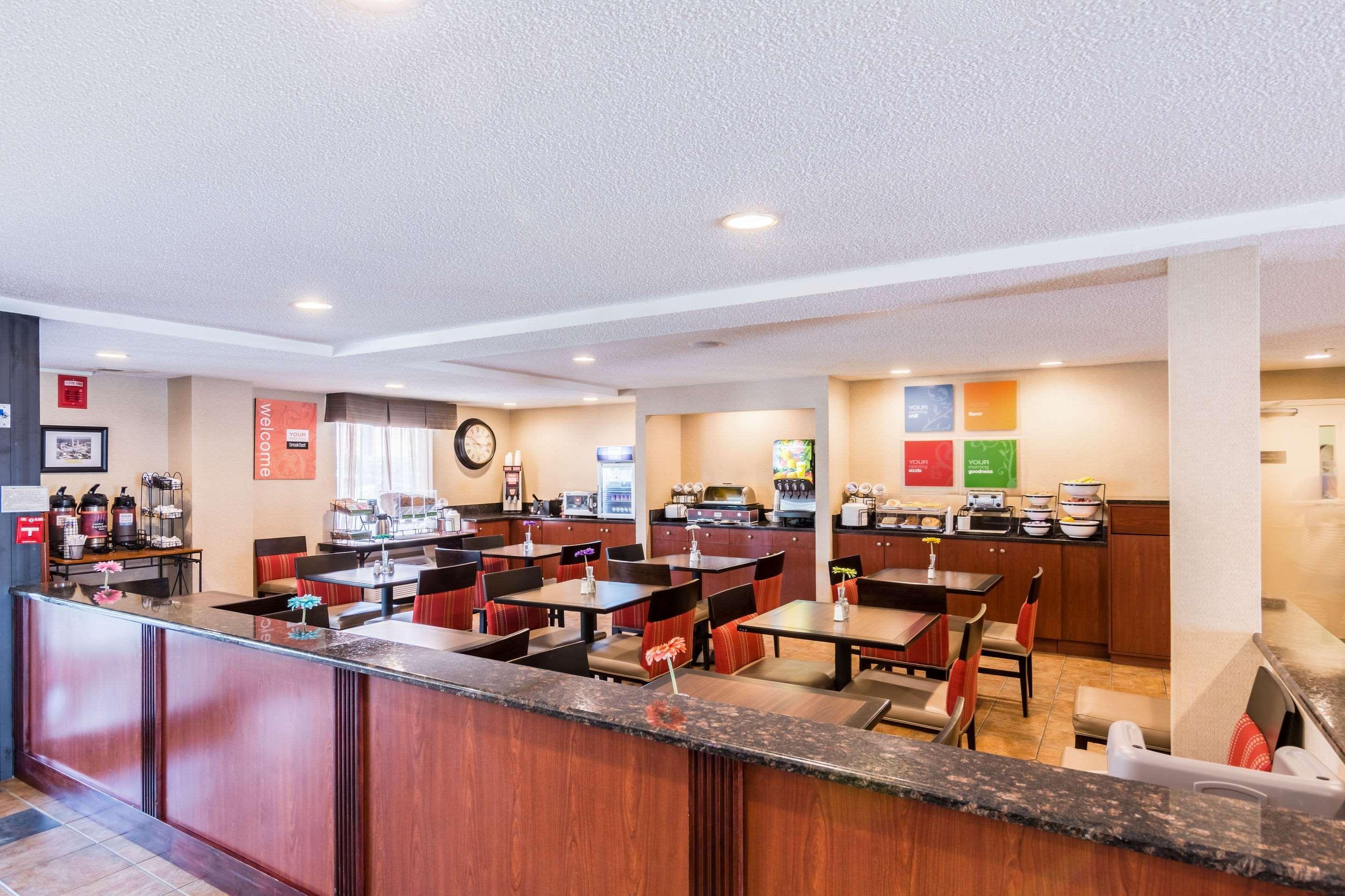 Comfort Inn At Joint Base Andrews Clinton Exterior photo
