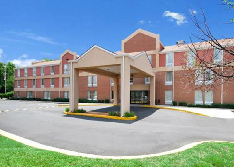 Comfort Inn At Joint Base Andrews Clinton Exterior photo